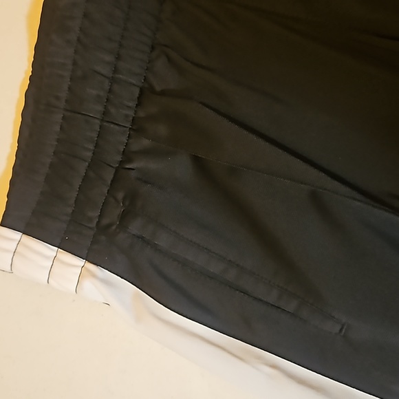 BCG Ladies active wear black & white pants joggers NWT - Picture 6 of 8